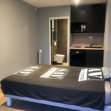 Appartement Mini Avec Terrasse